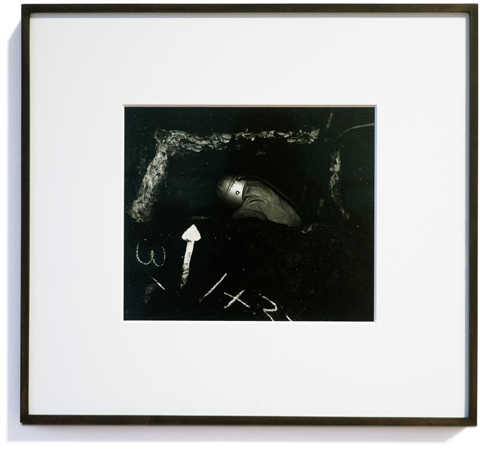 Kunstpfeil_97 (Minor White: Sandblaster, 1949) – Foto Hannes Kater